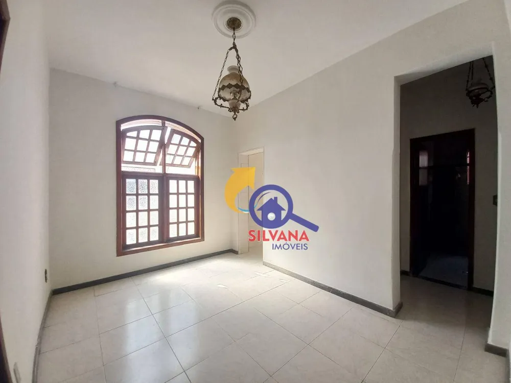 Casa, 3 quartos, 208 m² - Foto 2
