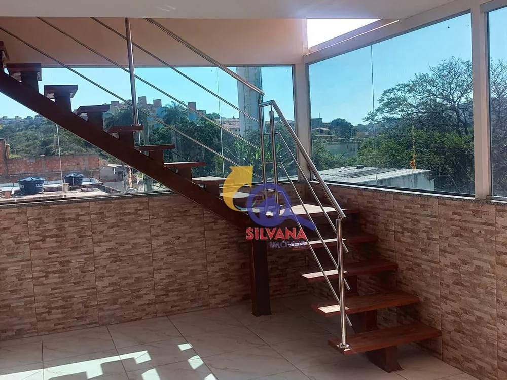Casa, 2 quartos, 210 m² - Foto 1