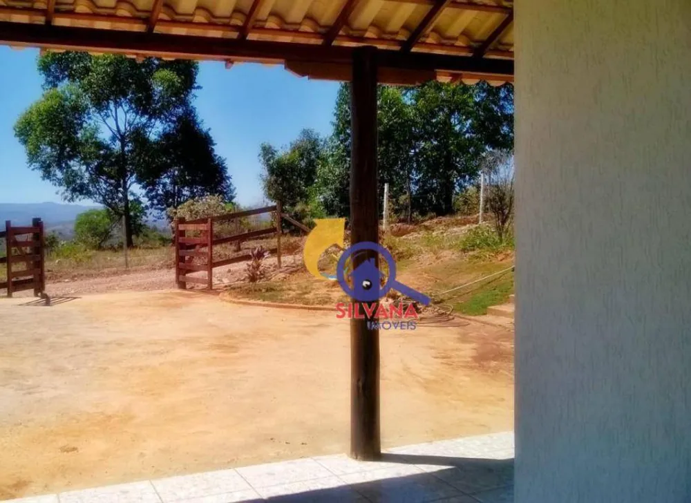 Sítio, 4 quartos, 1000 m² - Foto 2