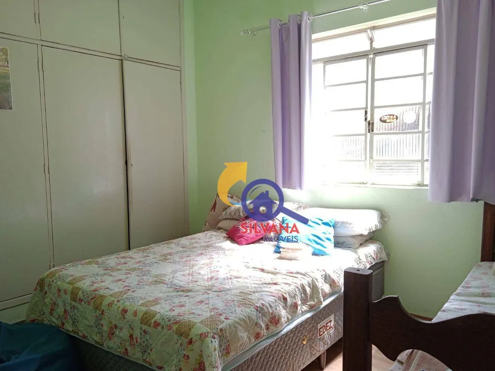 Casa, 5 quartos, 206 m² - Foto 1