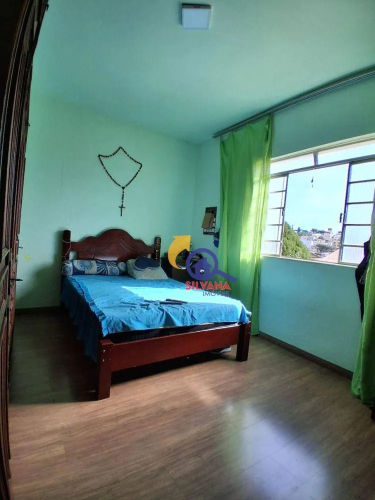 Casa, 5 quartos, 206 m² - Foto 2