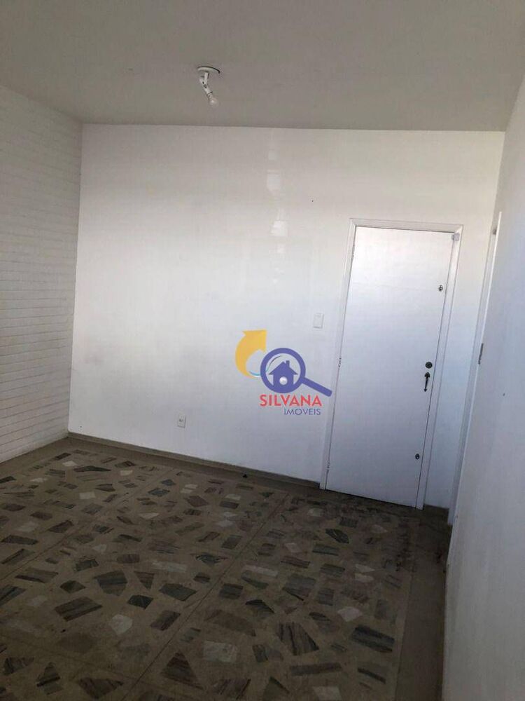 Casa para alugar com 4 quartos, 348m² - Foto 3