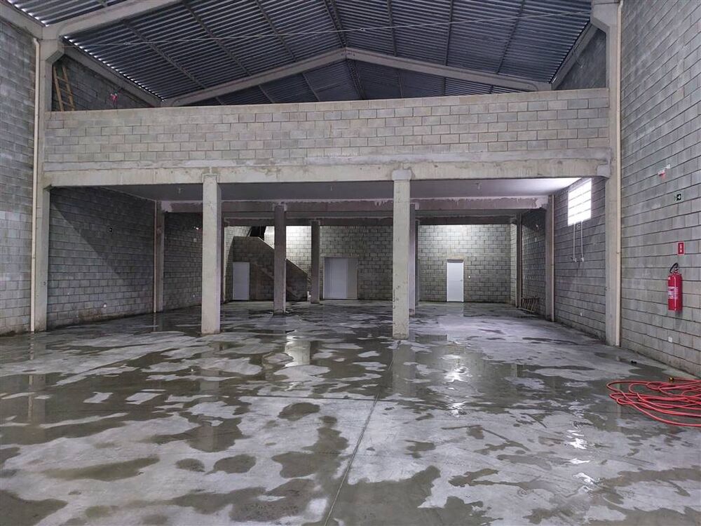 Sala-Conjunto, 745 m² - Foto 1
