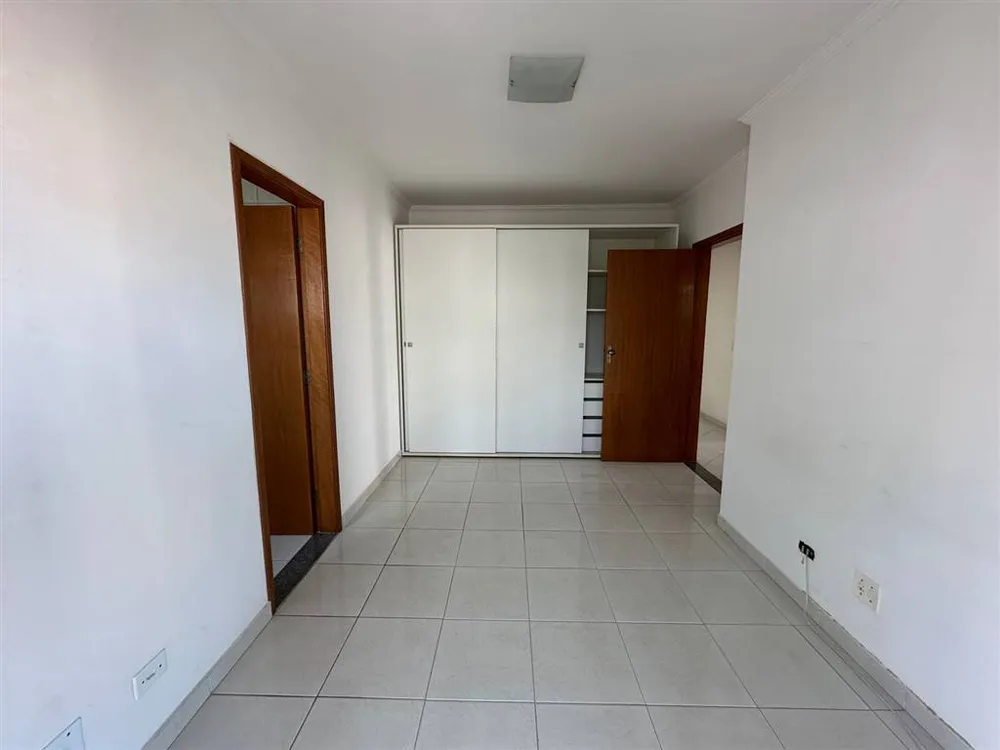 Apartamento, 3 quartos, 132 m² - Foto 3