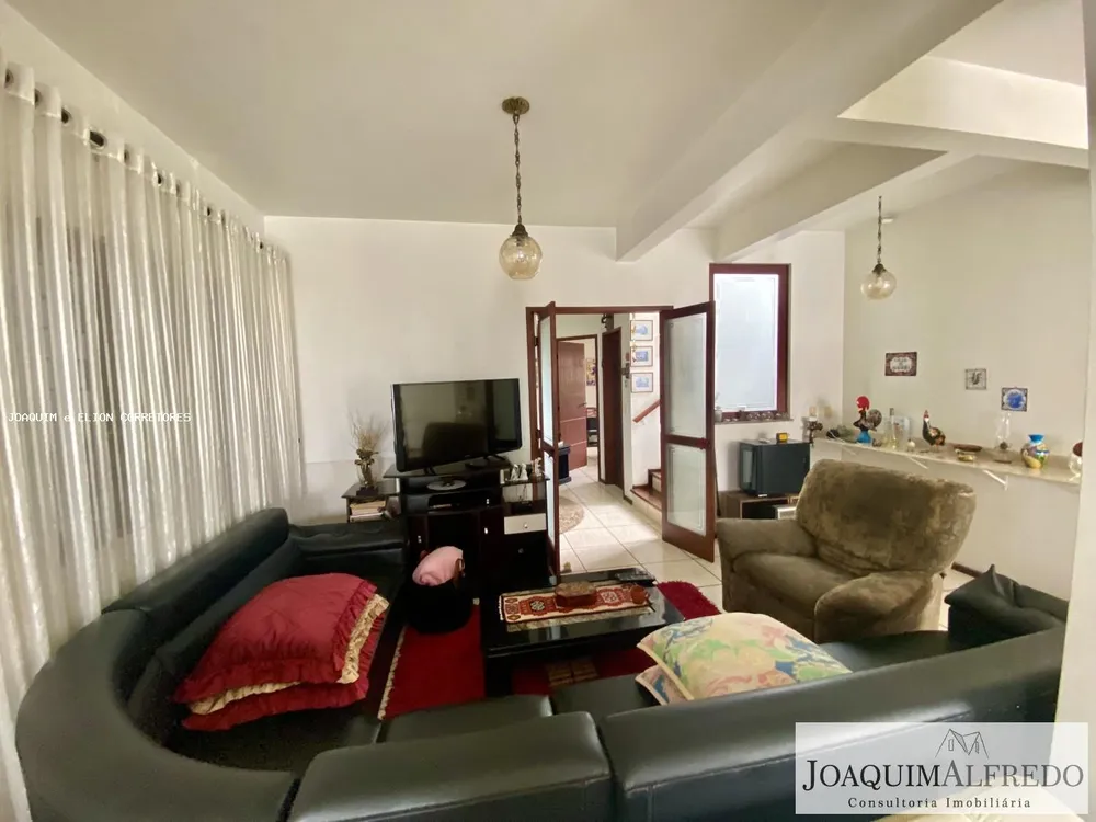 Casa, 5 quartos, 216 m² - Foto 13
