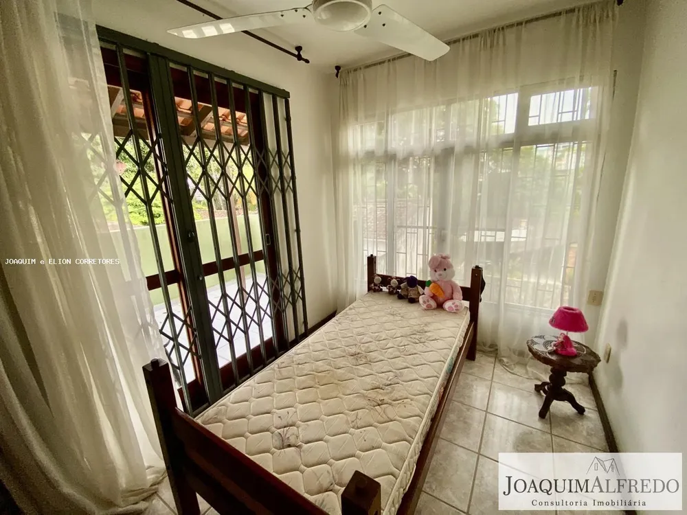 Casa, 5 quartos, 216 m² - Foto 7