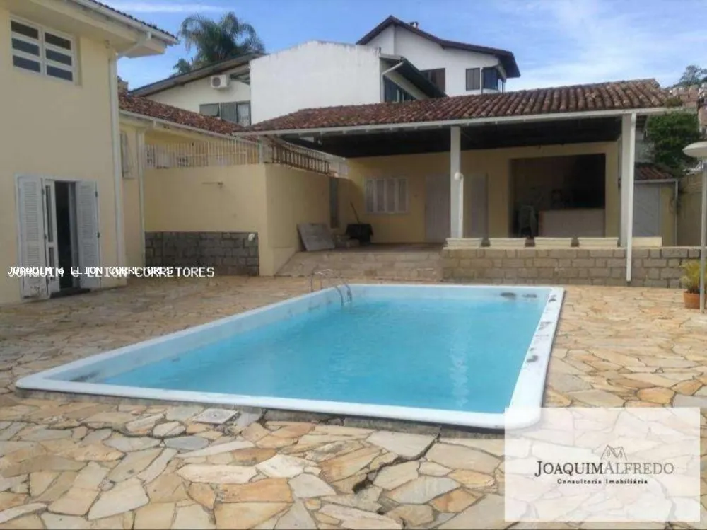 Casa, 4 quartos, 300 m² - Foto 20