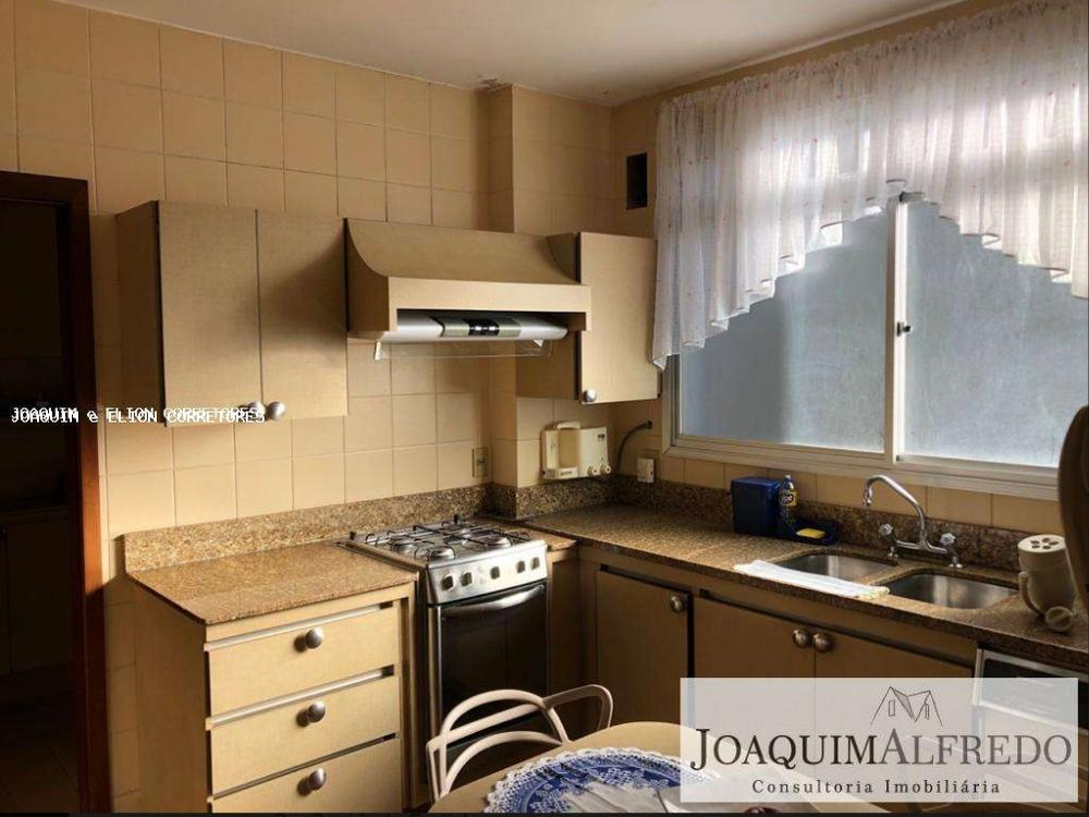 Apartamento à venda com 3 quartos, 150m² - Foto 6