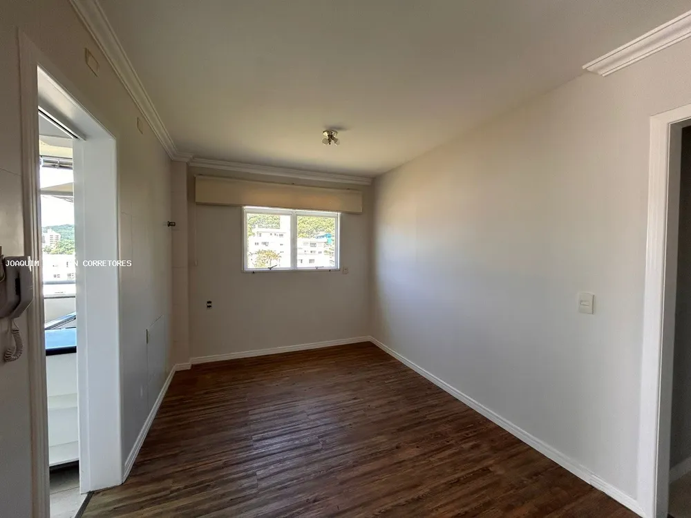 Cobertura, 3 quartos, 263 m² - Foto 5