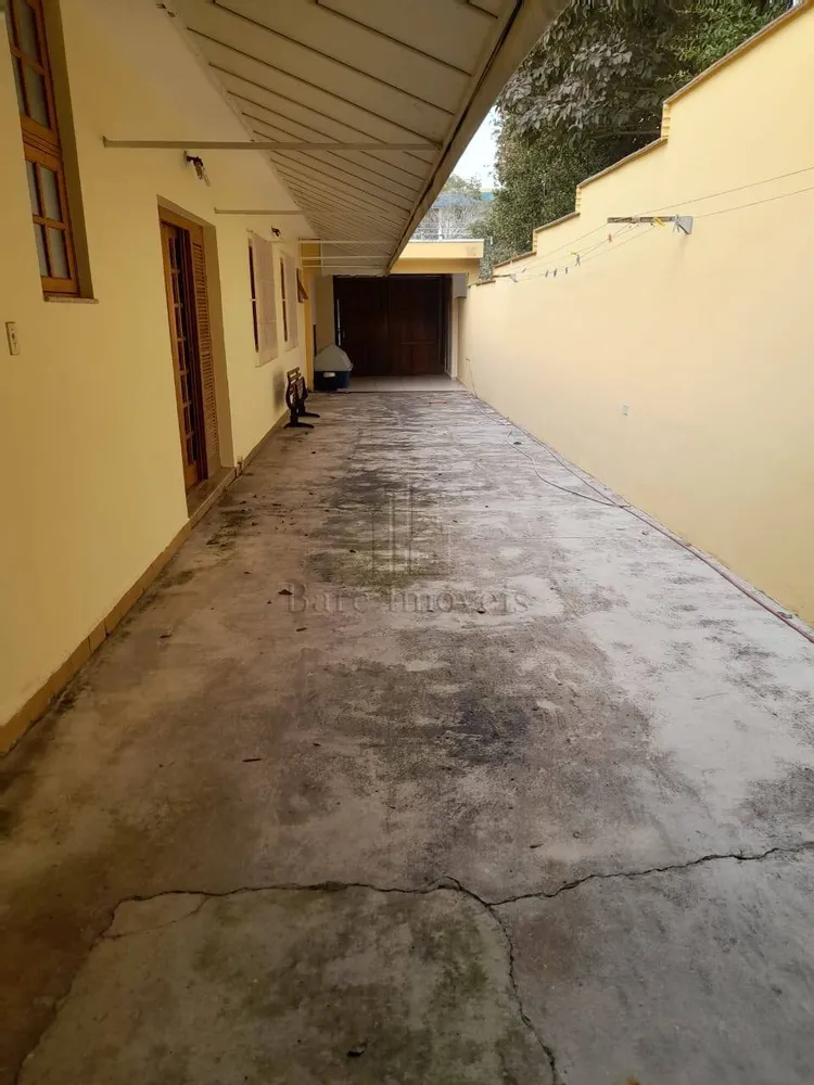 Casa, 5 quartos, 312 m² - Foto 2