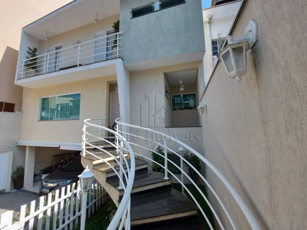 Sobrado, 3 quartos, 182 m² - Foto 1