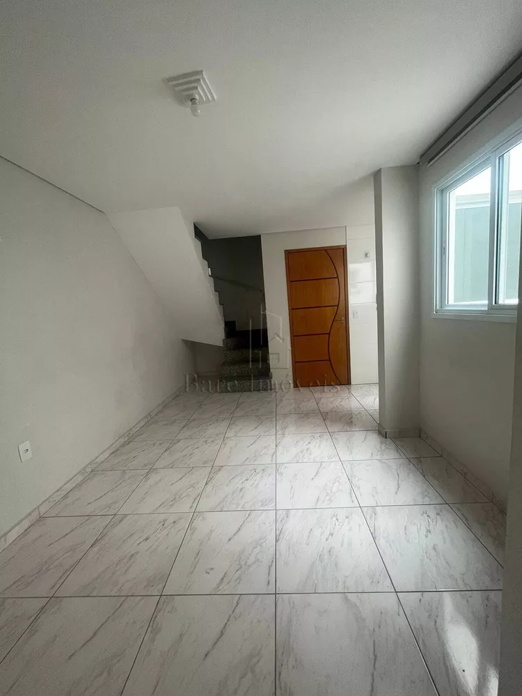 Apartamento à venda com 2 quartos, 84m² - Foto 3