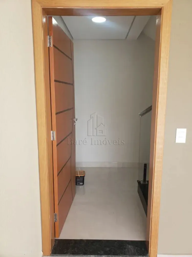 Sobrado, 3 quartos, 202 m² - Foto 2