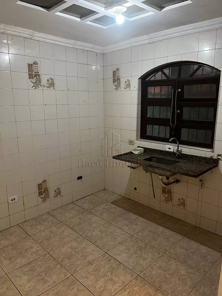 Casa à venda com 4 quartos, 250m² - Foto 5