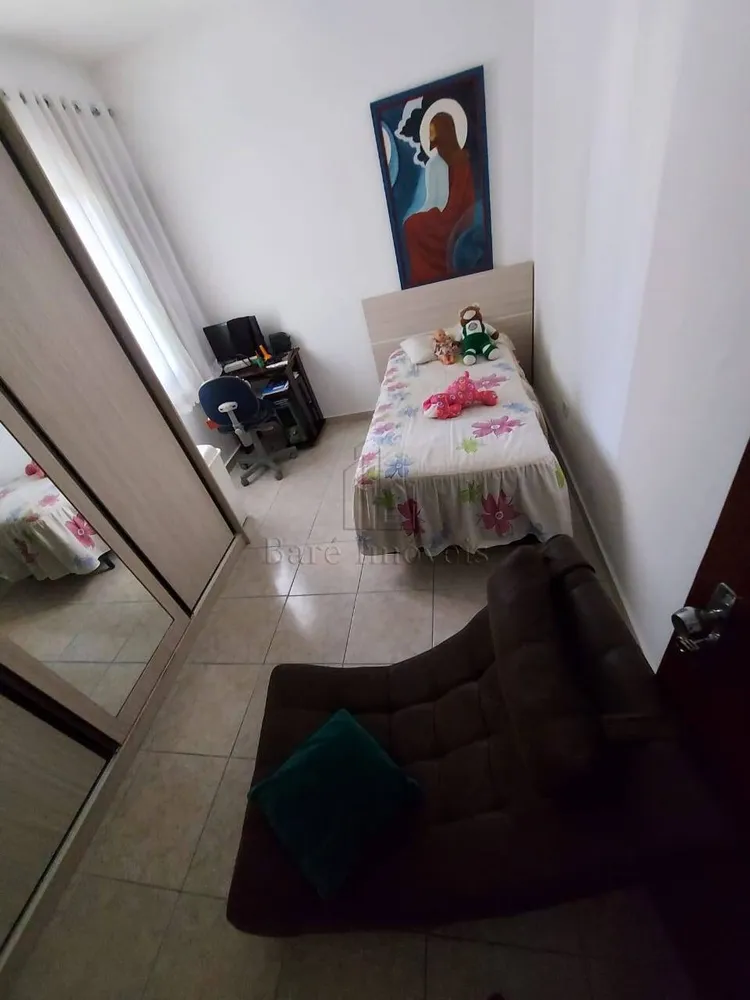 Casa, 7 quartos, 230 m² - Foto 4