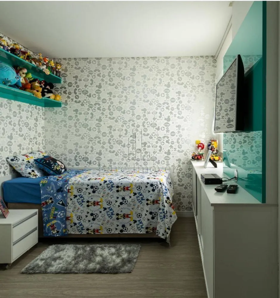 Apartamento, 3 quartos, 200 m² - Foto 1