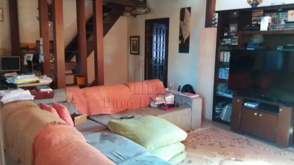 Sobrado à venda com 3 quartos, 125m² - Foto 1