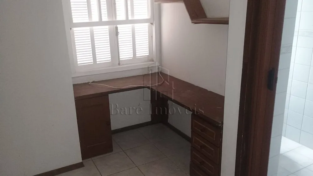 Sobrado, 4 quartos, 313 m² - Foto 1