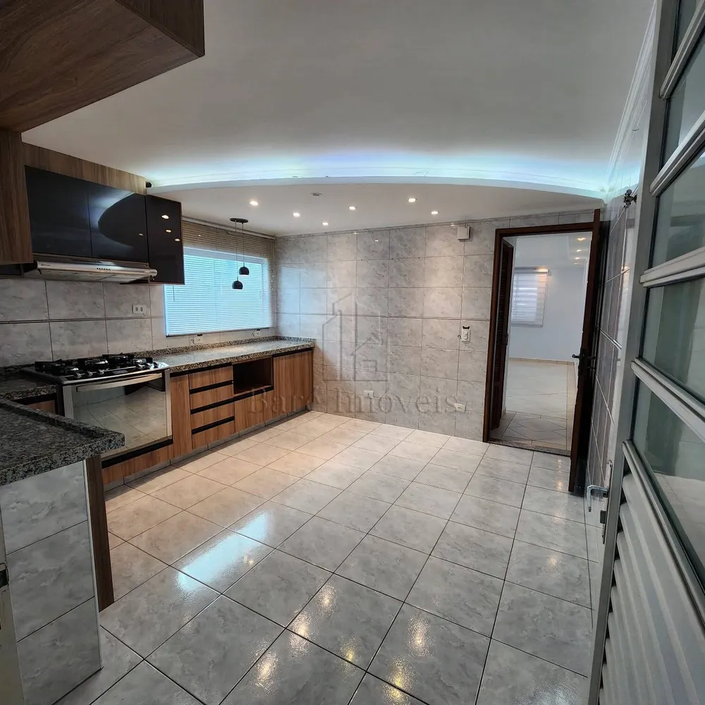 Sobrado, 3 quartos, 210 m² - Foto 2