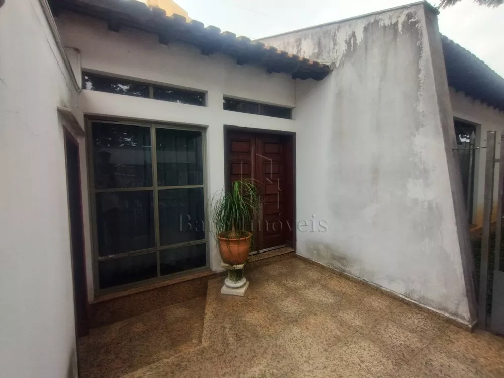 Casa à venda com 4 quartos, 336m² - Foto 17