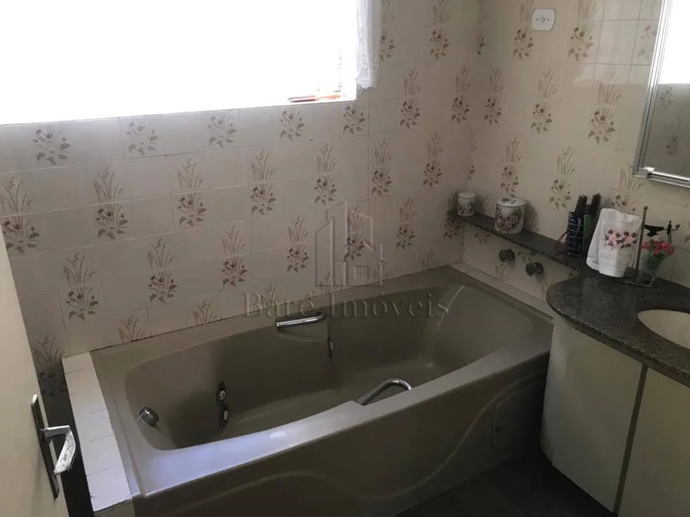 Casa, 3 quartos, 250 m² - Foto 1