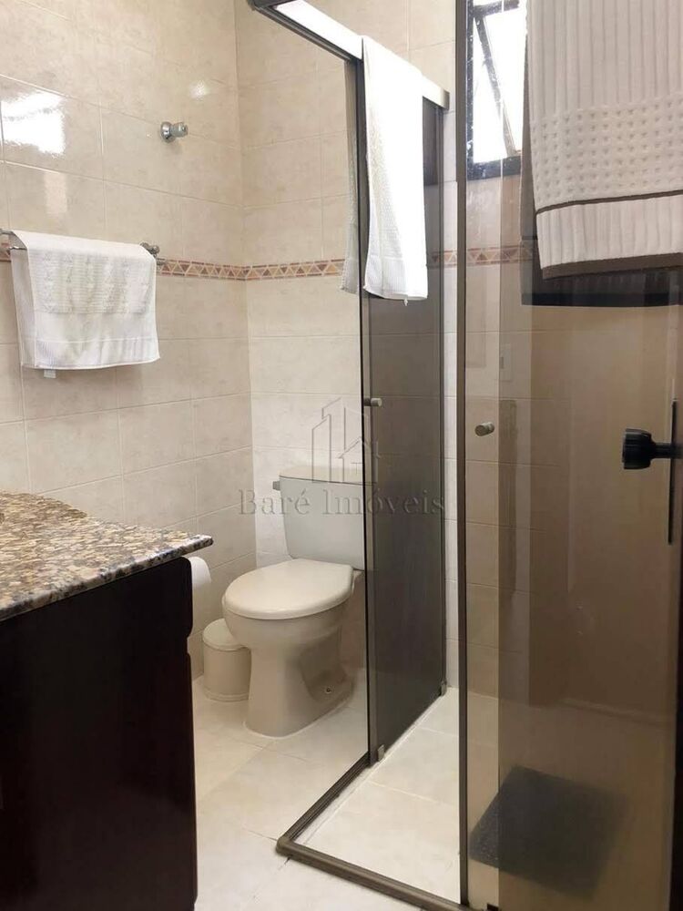 Apartamento à venda com 2 quartos, 70m² - Foto 8