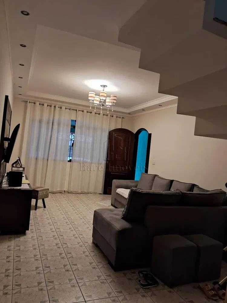 Sobrado, 3 quartos, 193 m² - Foto 1