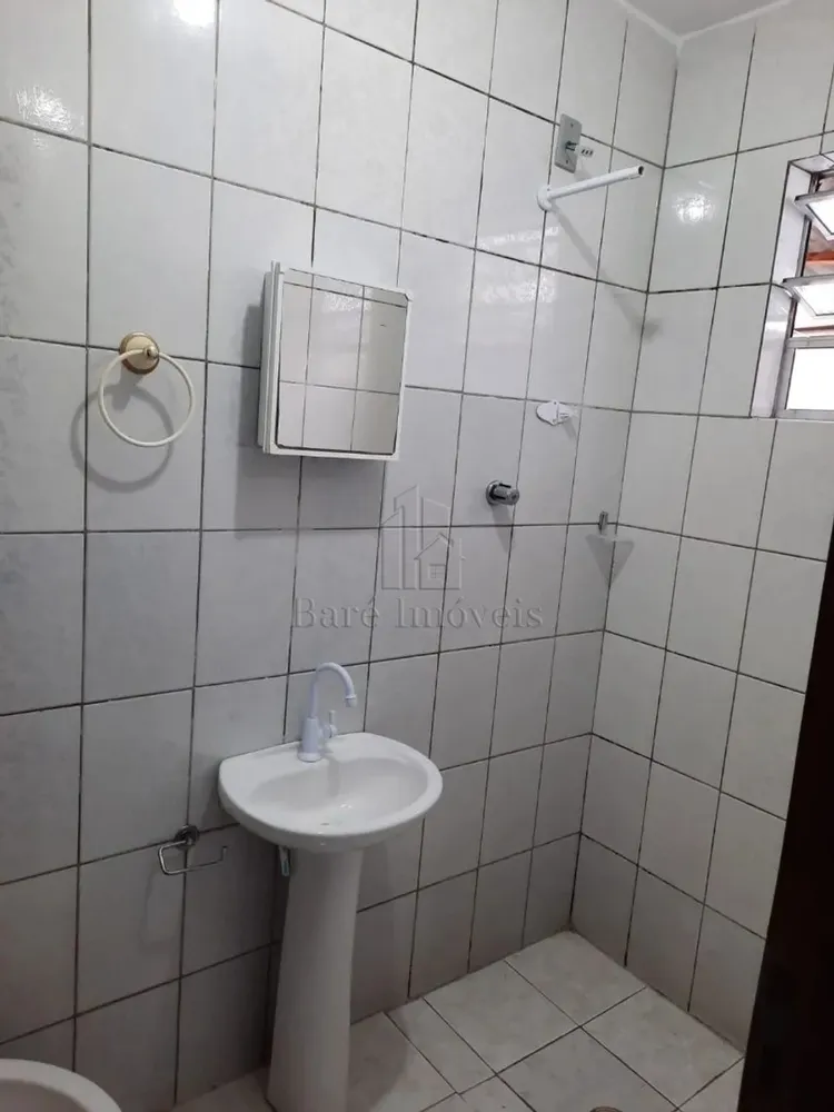 Casa, 4 quartos, 242 m² - Foto 1