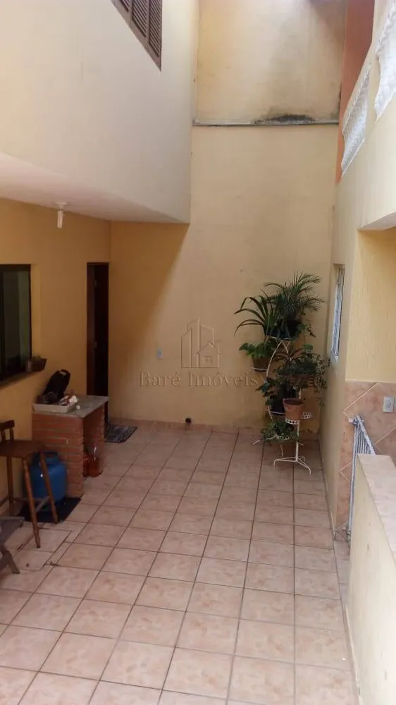 Sobrado, 3 quartos, 242 m² - Foto 2