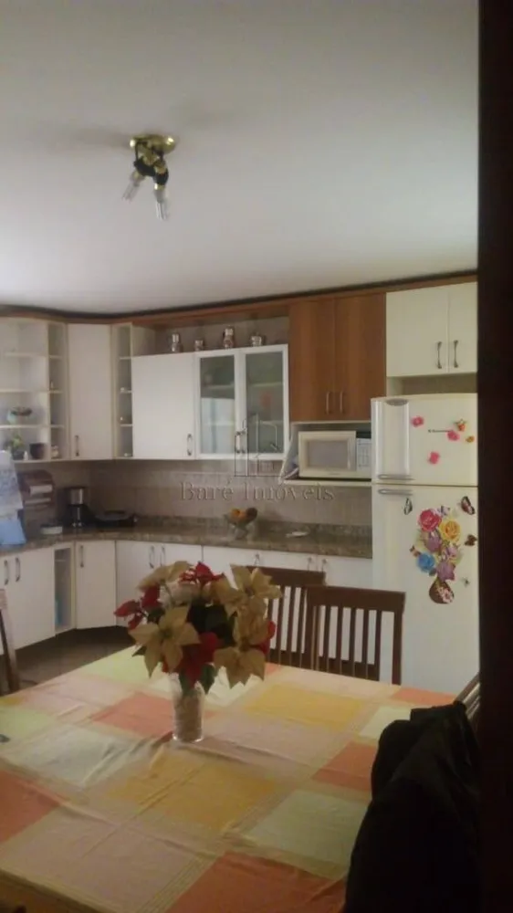 Sobrado, 3 quartos, 242 m² - Foto 4