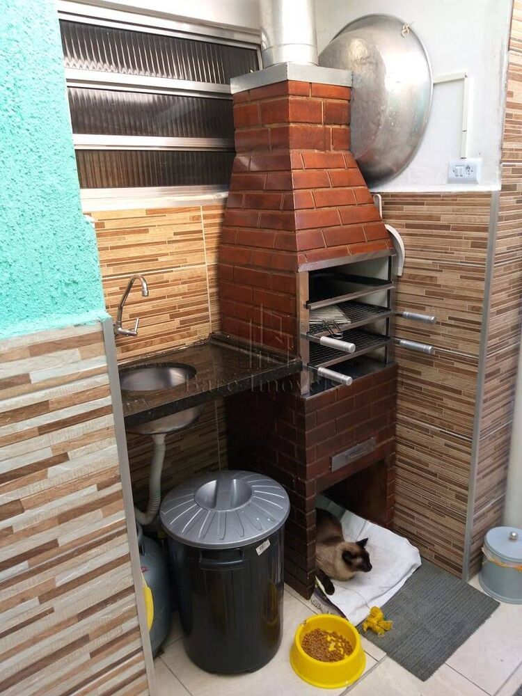Casa à venda com 2 quartos, 110m² - Foto 1