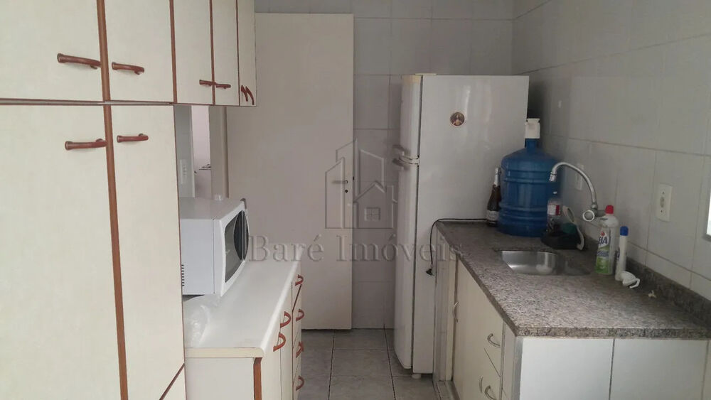 Apartamento à venda com 2 quartos, 60m² - Foto 2