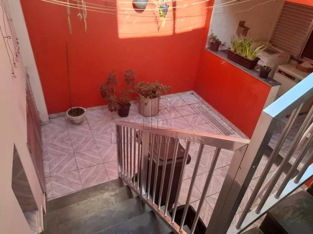 Sobrado à venda com 3 quartos, 132m² - Foto 1