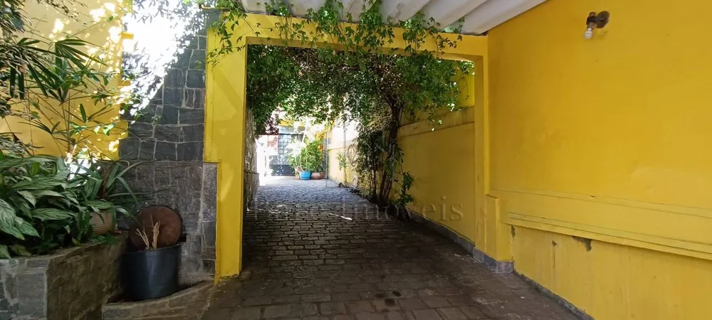 Casa, 4 quartos, 380 m² - Foto 1