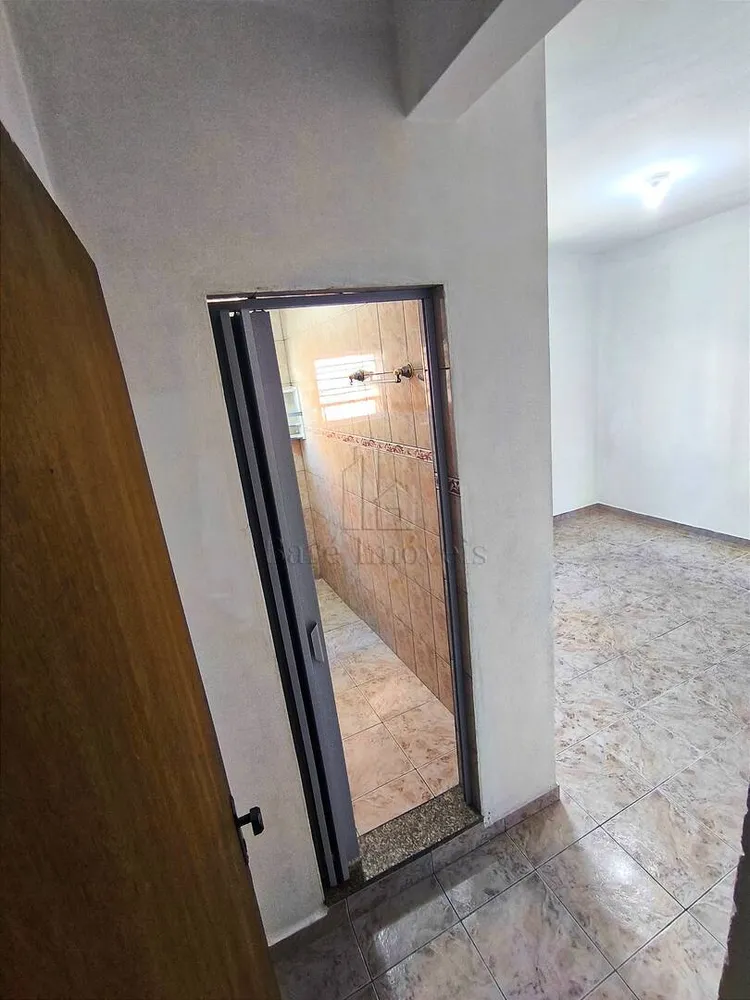 Sobrado, 8 quartos, 243 m² - Foto 3