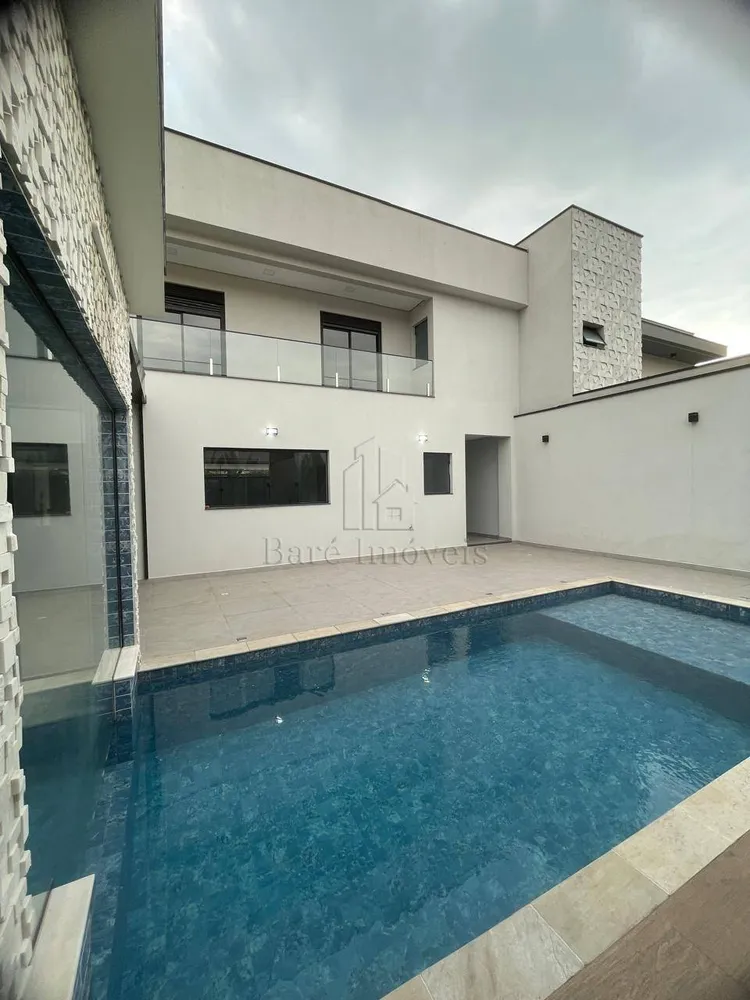 Sobrado, 4 quartos, 360 m² - Foto 1