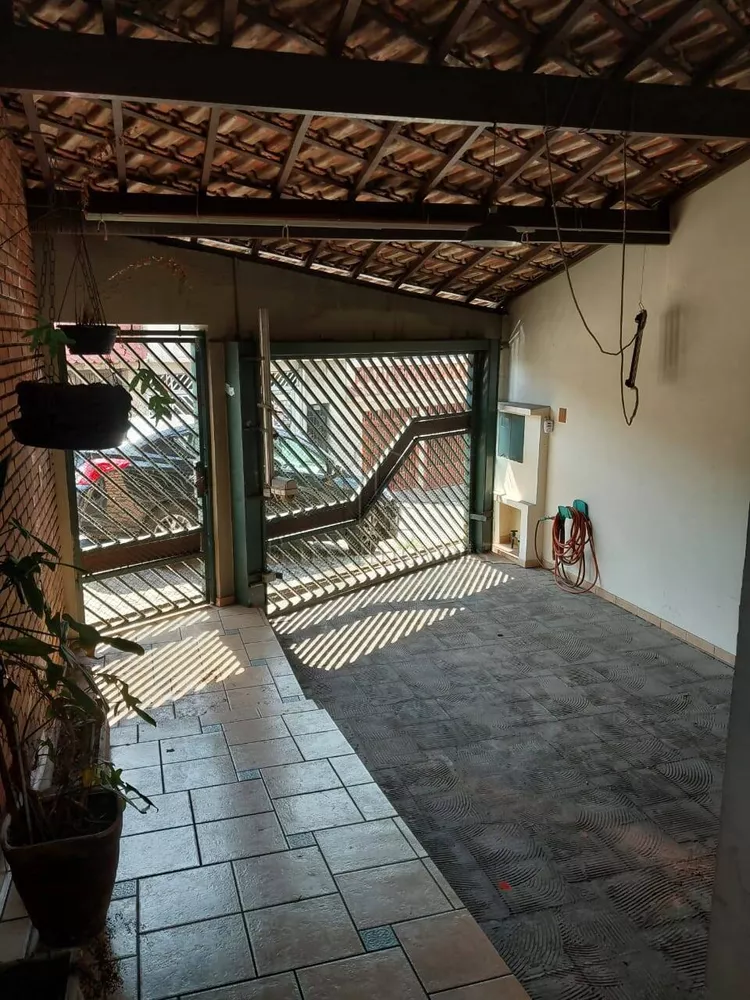 Sobrado à venda com 3 quartos, 125m² - Foto 3