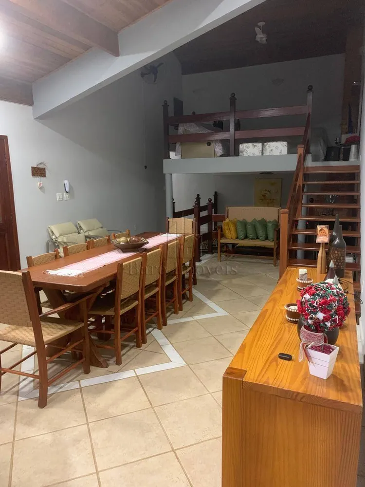 Chácara, 3 quartos, 1000 m² - Foto 4