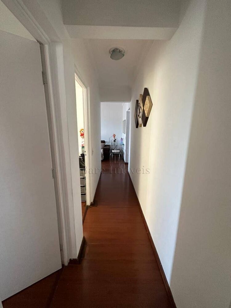 Apartamento à venda com 2 quartos, 64m² - Foto 2