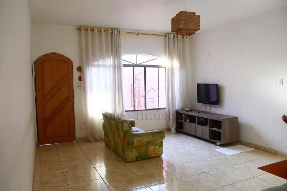 Casa, 4 quartos, 334 m² - Foto 1