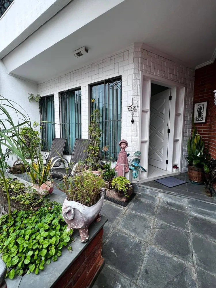 Casa, 3 quartos, 180 m² - Foto 1