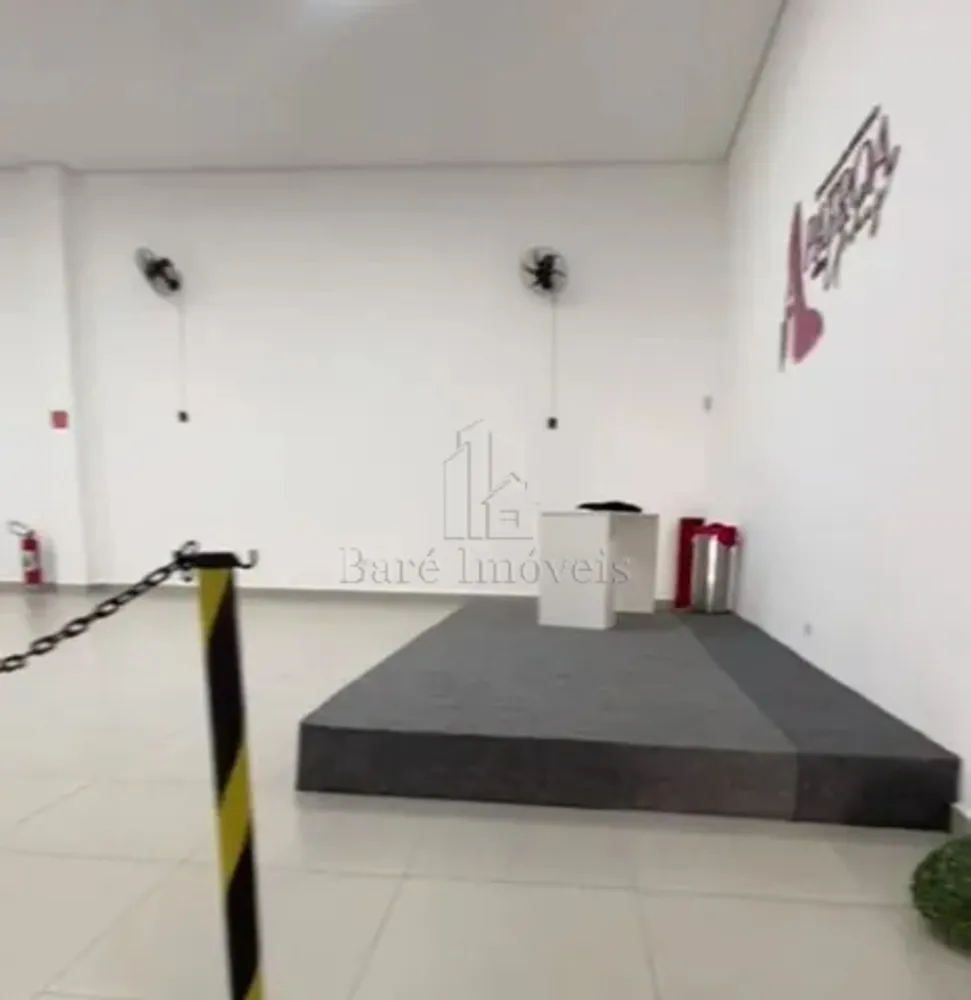 Loja-Salão, 200 m² - Foto 1
