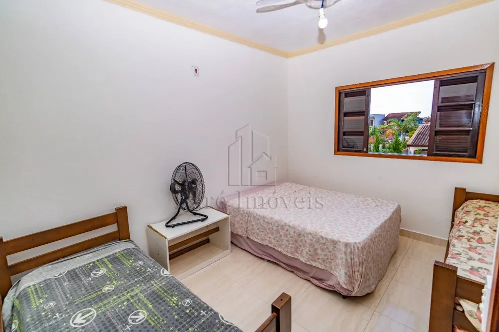 Casa, 5 quartos, 331 m² - Foto 4
