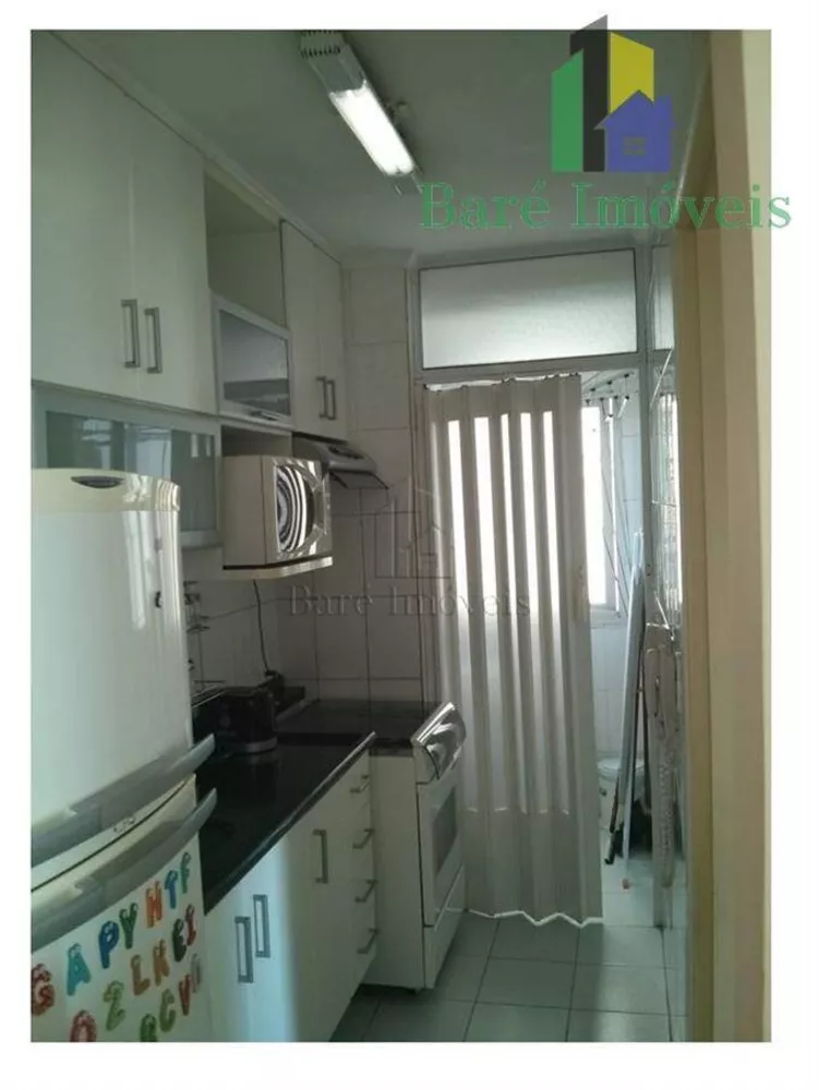 Apartamento à venda com 2 quartos, 60m² - Foto 7