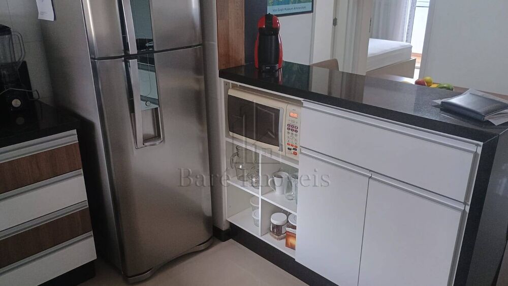 Apartamento à venda com 2 quartos, 65m² - Foto 2