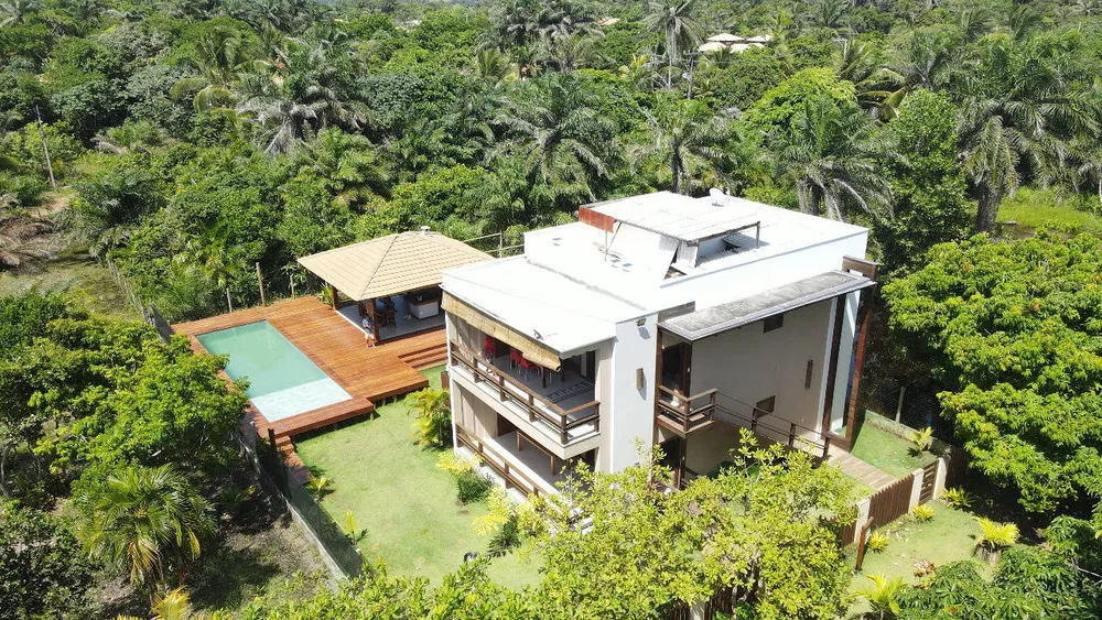 Casa, 4 quartos, 230 m² - Foto 1