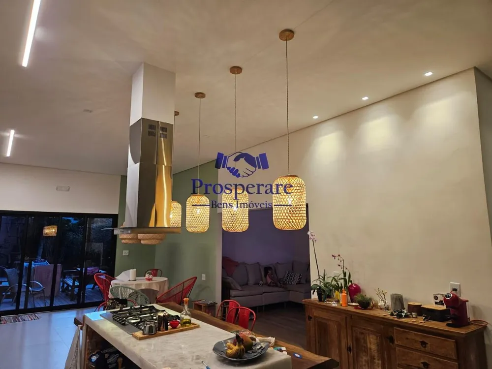 Casa, 3 quartos, 193 m² - Foto 1