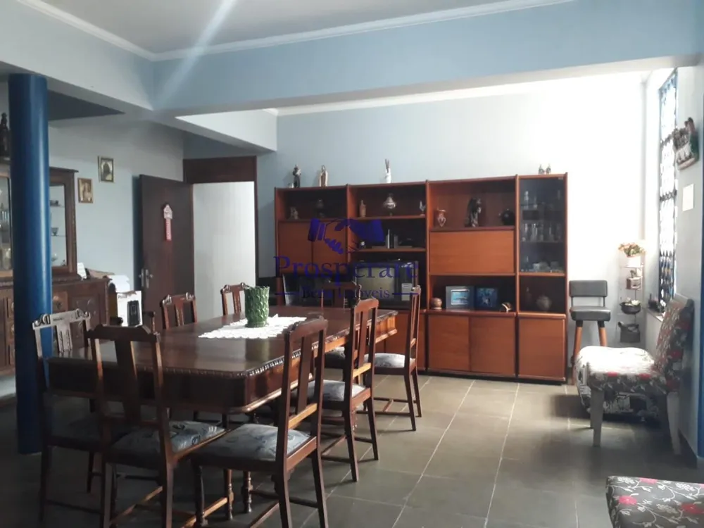 Casa, 3 quartos, 291 m² - Foto 1