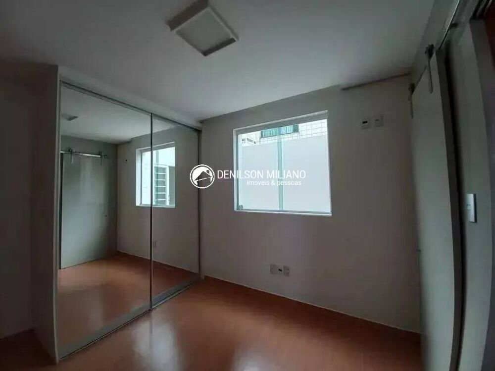Apartamento à venda com 2 quartos, 85m² - Foto 4