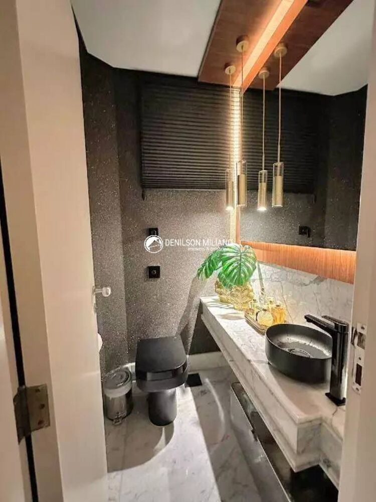 Cobertura à venda com 3 quartos, 220m² - Foto 2